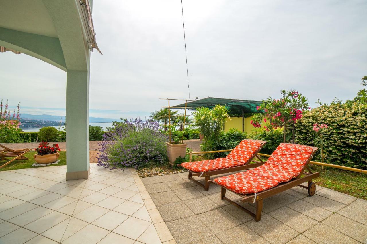 Apartment Opatija Eksteriør billede